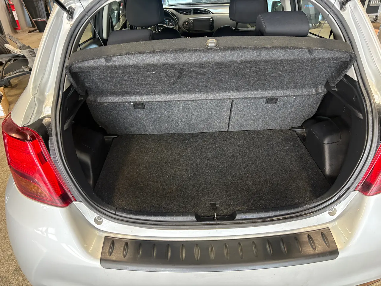 Billede 10 - Toyota Yaris 1,5 benzin HYBRID H2 Aut.