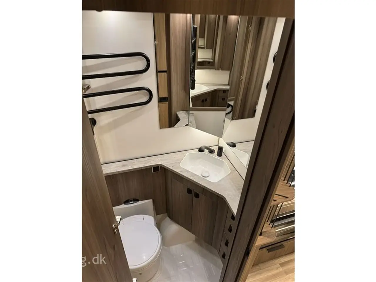 Billede 11 - 2026 - Kabe Ametist 560 GLE KS B2