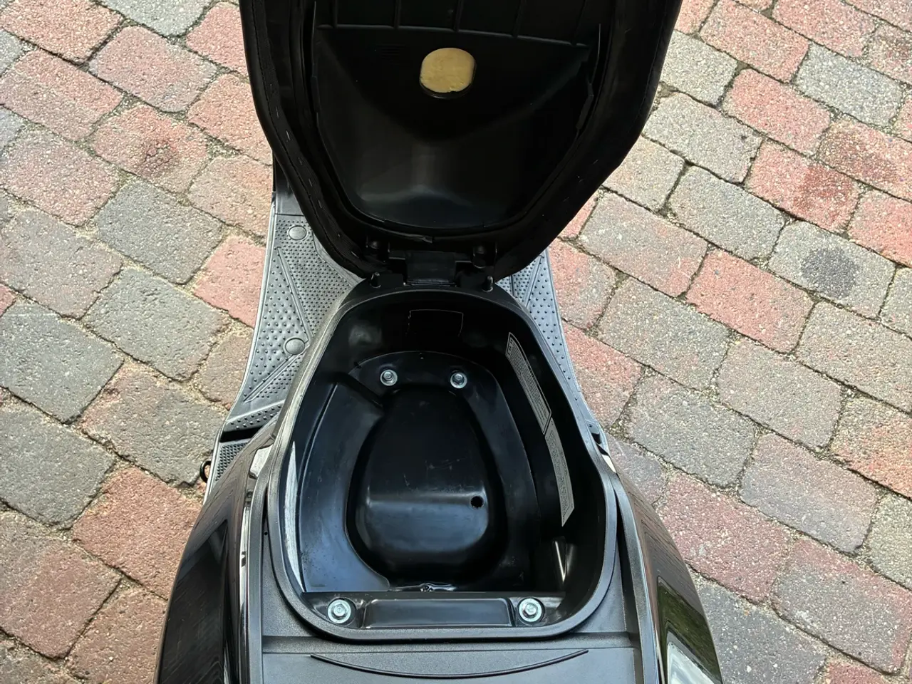 Billede 8 - Vga Street-X 30 2025, 3050 km 