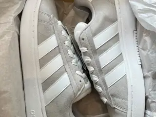 Adidas Grand Court Alpha 00s Sneakers str 44
