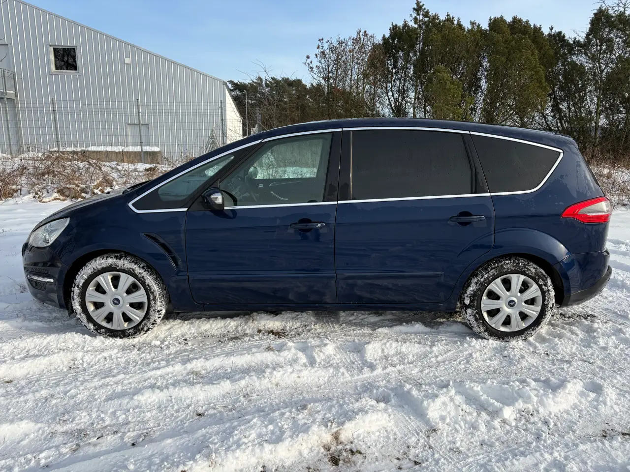 Billede 3 - Pæn 7 Personers familiebil