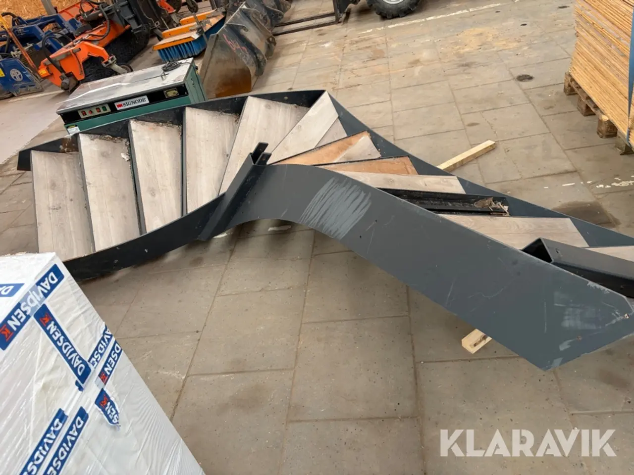 Billede 2 - Metaltrappe med gitter