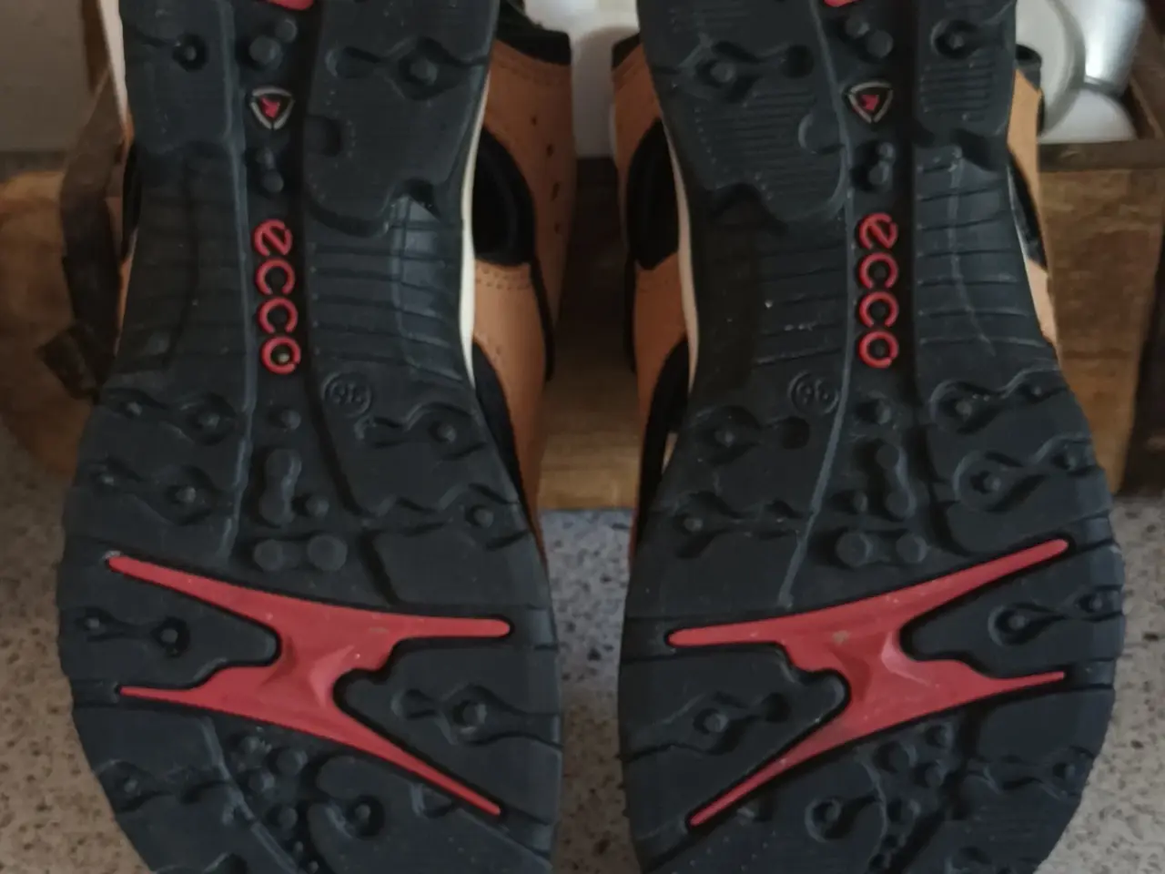 Billede 4 - Ecco sandal str 36