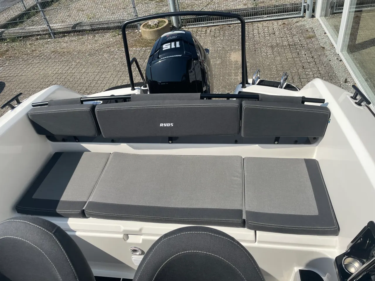 Billede 12 - 630VI Mid-C med F115 Mercury-EFI CT - S-Line udstyret.