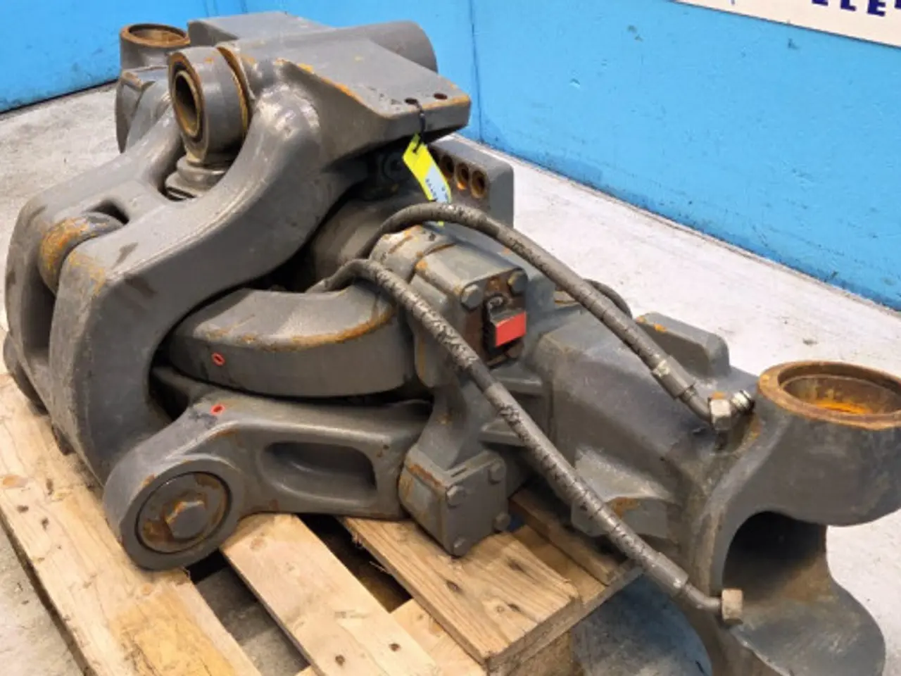 Billede 5 - Massey Ferguson 8732 Foraksel 7700106461