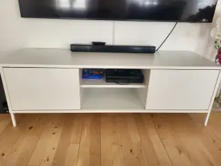 Fin tv bord
