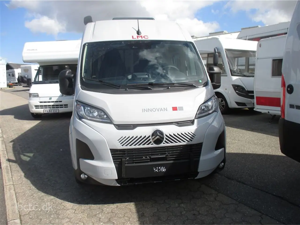 Billede 2 - 2027 - LMC Innovan Pure 640