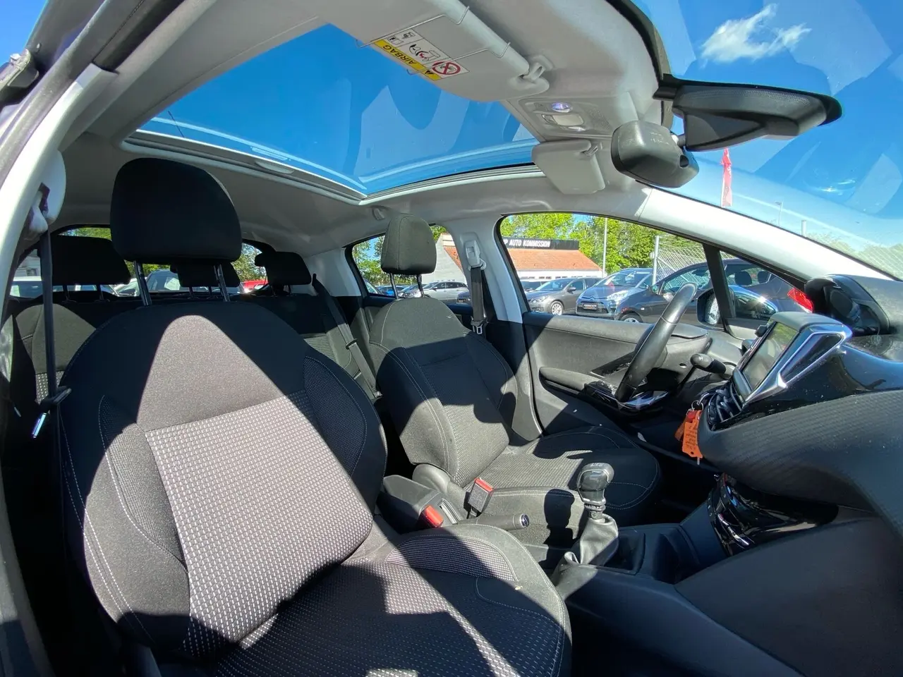 Billede 10 - Peugeot 208 1,6 BlueHDi Allure Sky 100HK 5d