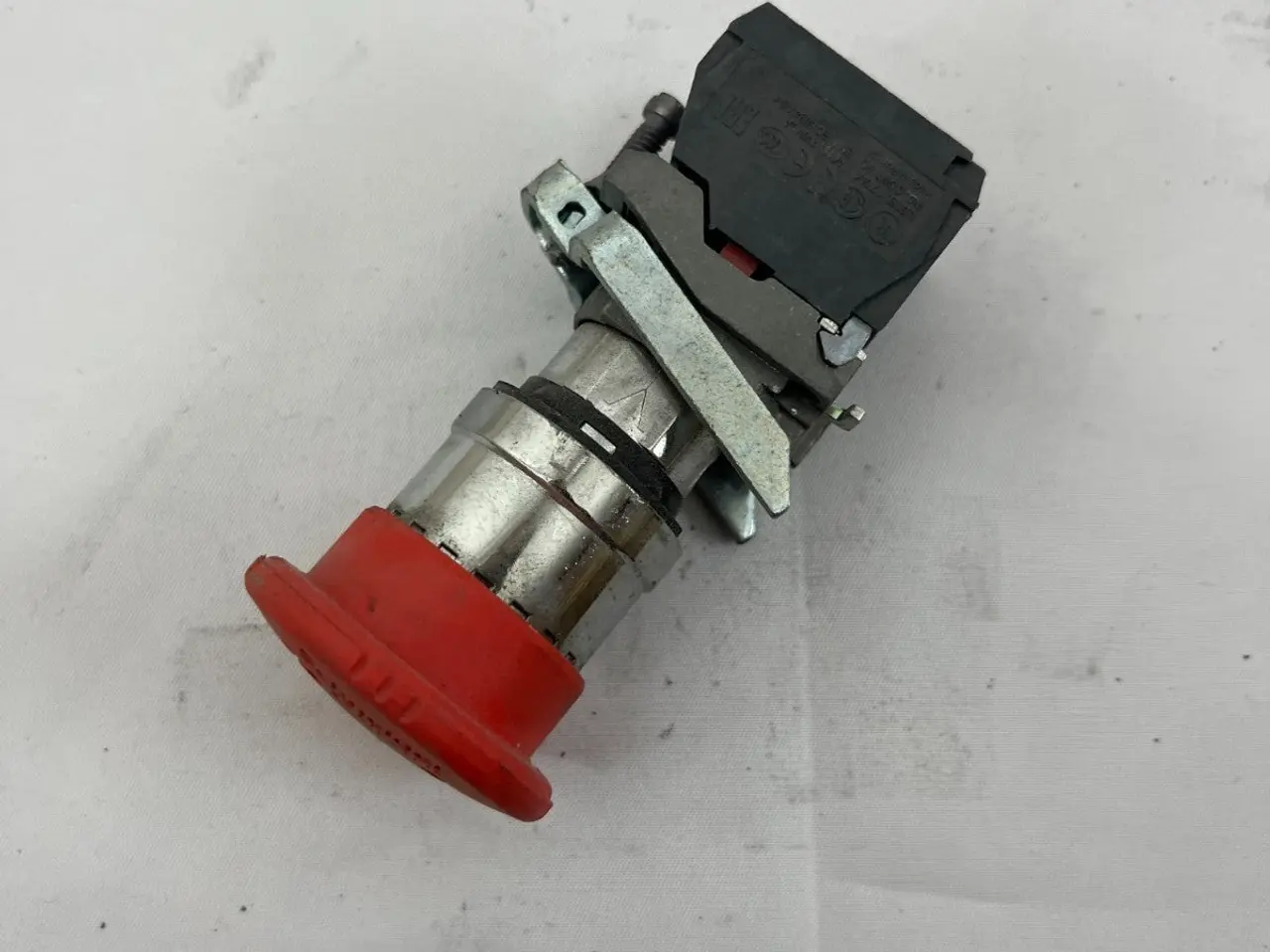 Billede 4 - Schneider Electric ZBE-101 Emergency Stop Push XB4