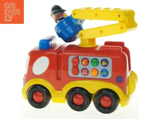 Legetøjs brandbil med figur fra Play 2 Learn (str. 23 cm)