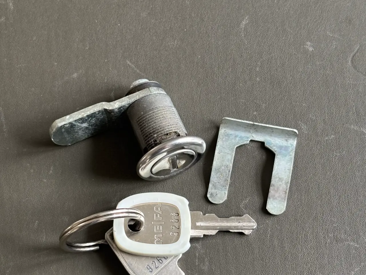 Billede 1 - MeFa postkasse lås