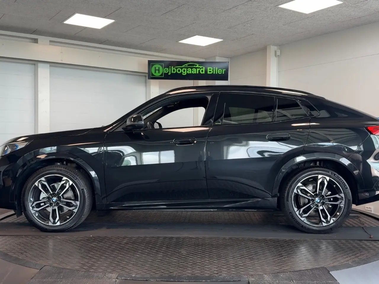 Billede 2 - BMW iX2 eDrive20 Charged M-Sport