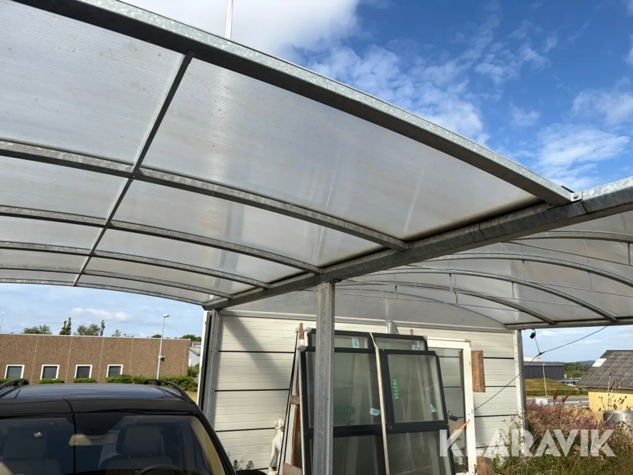 Billede 5 - Carport med buet overdækning