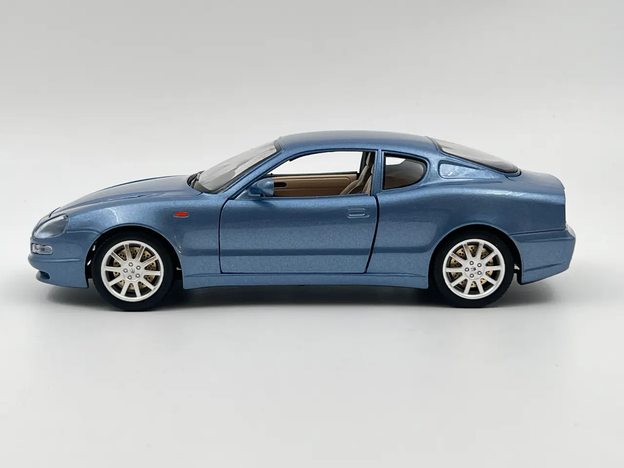 Billede 3 - 1998 Maserati 3200 GT - 1:18
