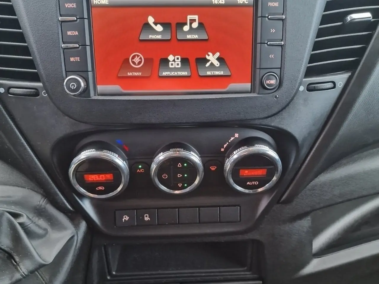 Billede 17 - Iveco Daily 3,0 35C17 12m³ Van