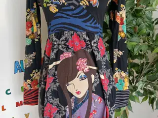 Kjole. Desigual. Medium/38