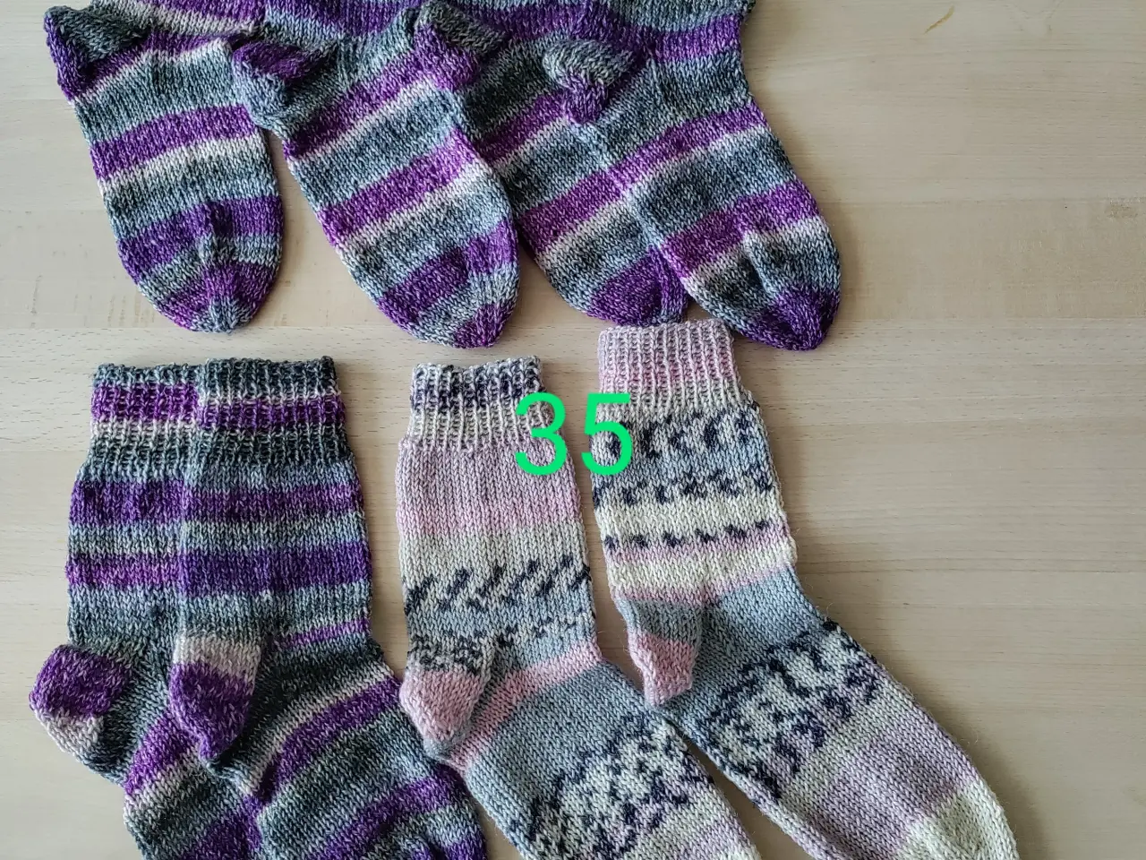 Billede 1 - Nye Uldstrømper str 35 