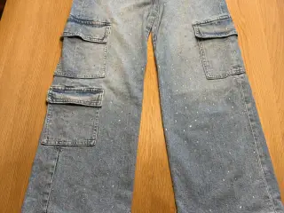 Jeans med “ Diamanter “ str152