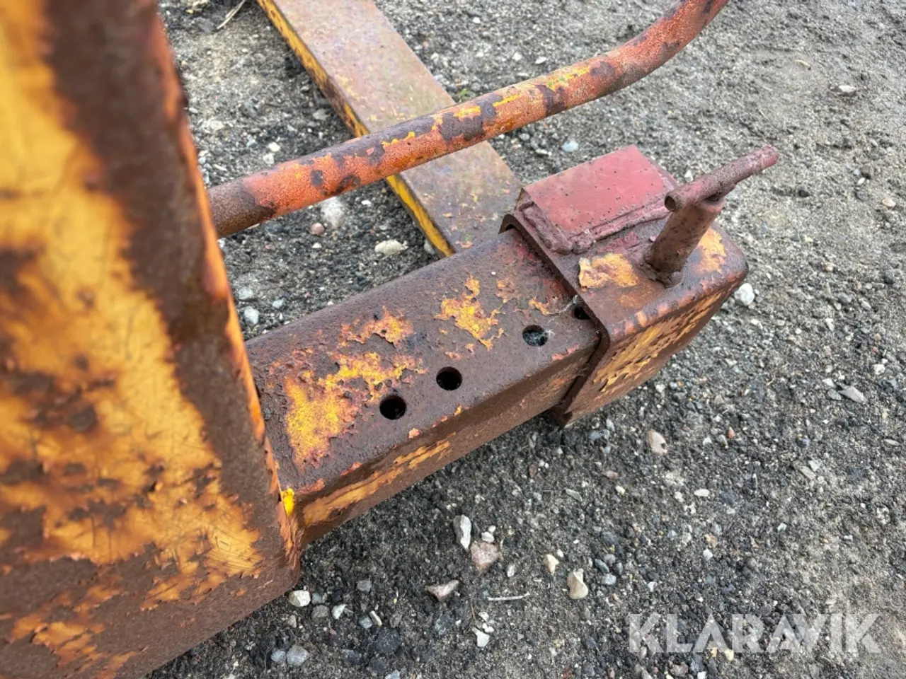 Billede 10 - Pallegafler til kran Fanø kranservice 3.t