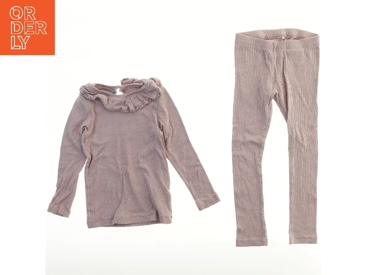 Billede 1 - Ribbet bluse og leggings sæt med flæser fra Name It (str. 104)
