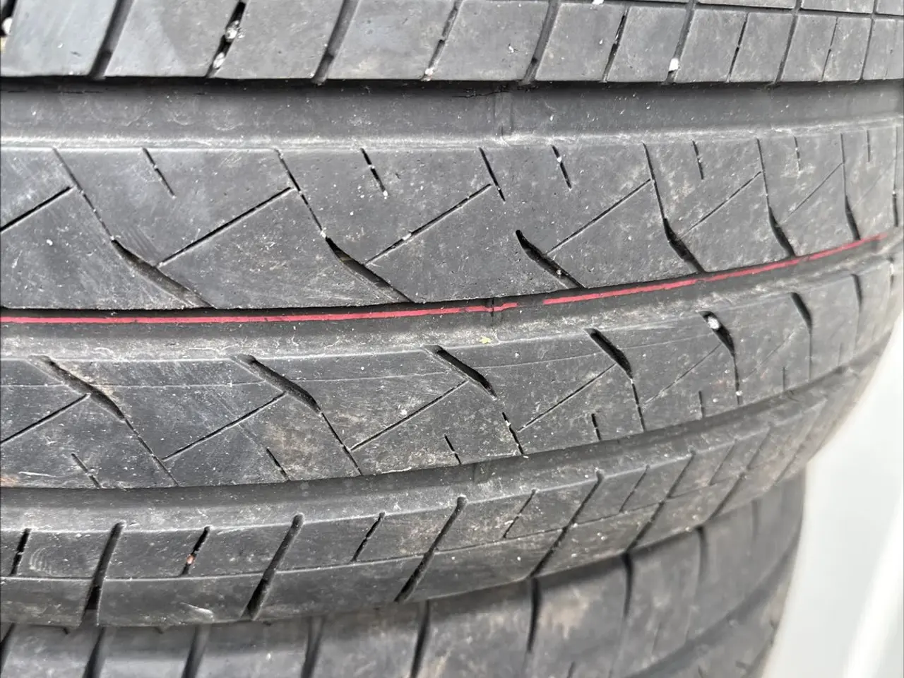Billede 1 - Bridgestone duravis R660 med masser af mønster