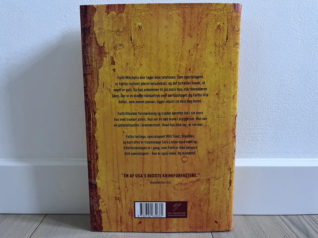 Billede 4 - Dybt Fald, Karin Slaughter, Krimibog
