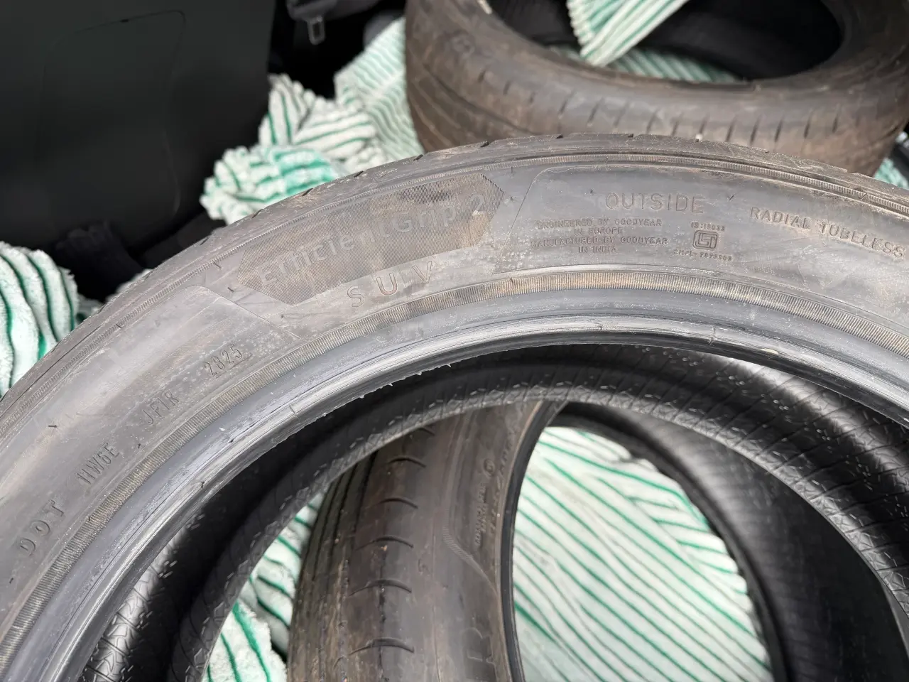 Billede 3 - Goodyear Efficient grip 2 SUV. 225/50r19 96v (4stk