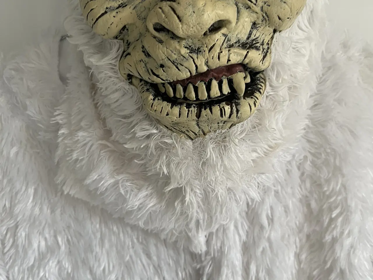 Billede 2 - Udklædning dragt Yeti 