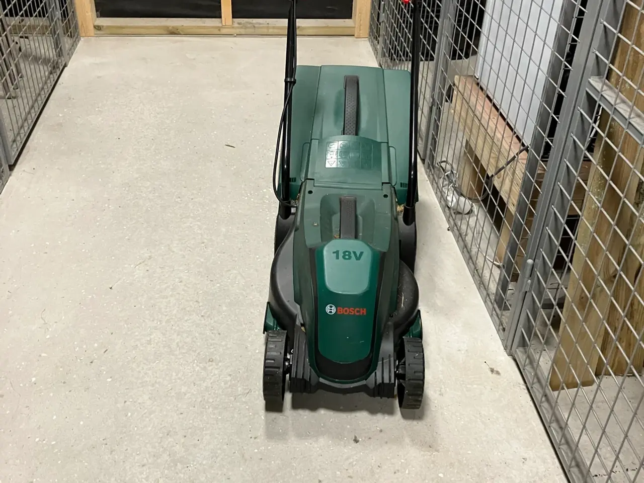 Billede 2 - Bosch græsslåmaskine sælges