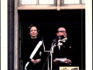 Dronning Margrethe II udråbes af Statsminister Jerns Otto Krag 1972 - u/n - Brugt