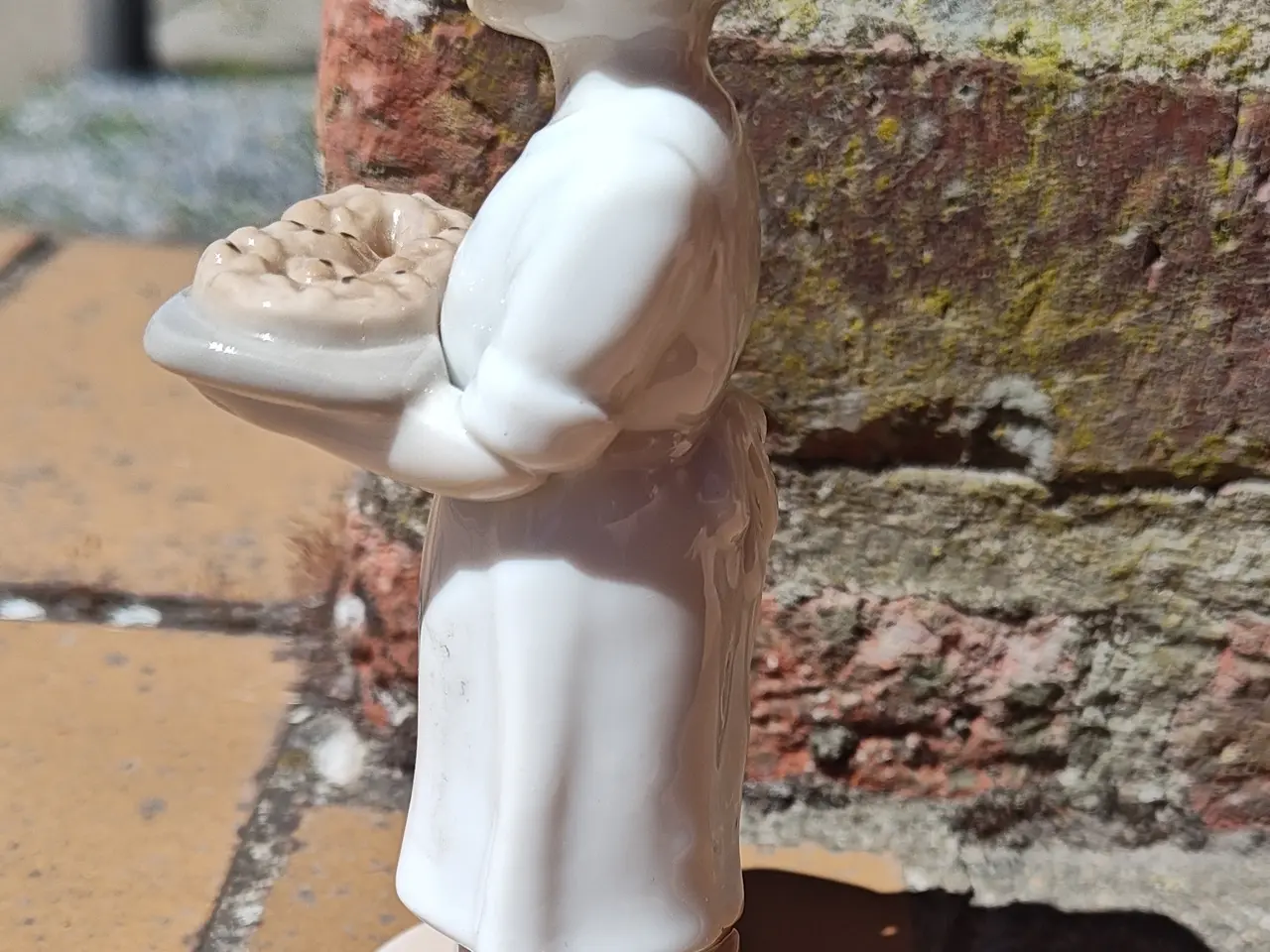 Billede 3 - Bager dreng figur