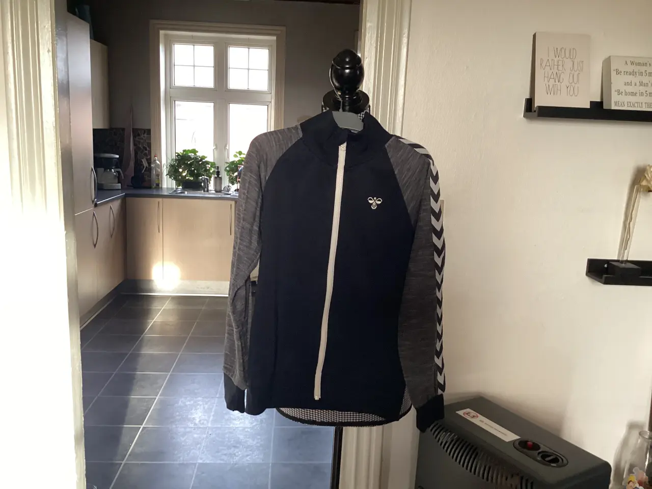 Billede 10 - Hummel/ Adidas Trøjer/ Bukser, Forsk. Str.