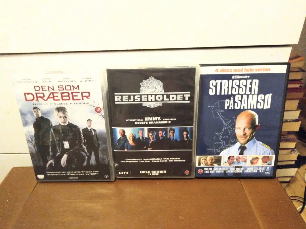 Billede 1 - DVD serier Danske kendte populære serier