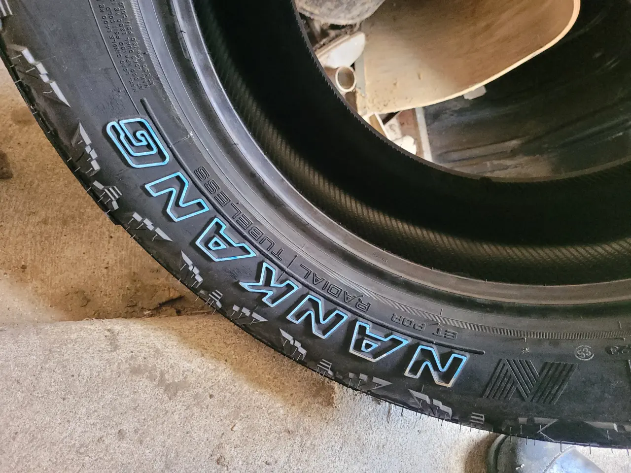 Billede 4 - 265/65 r 17 "