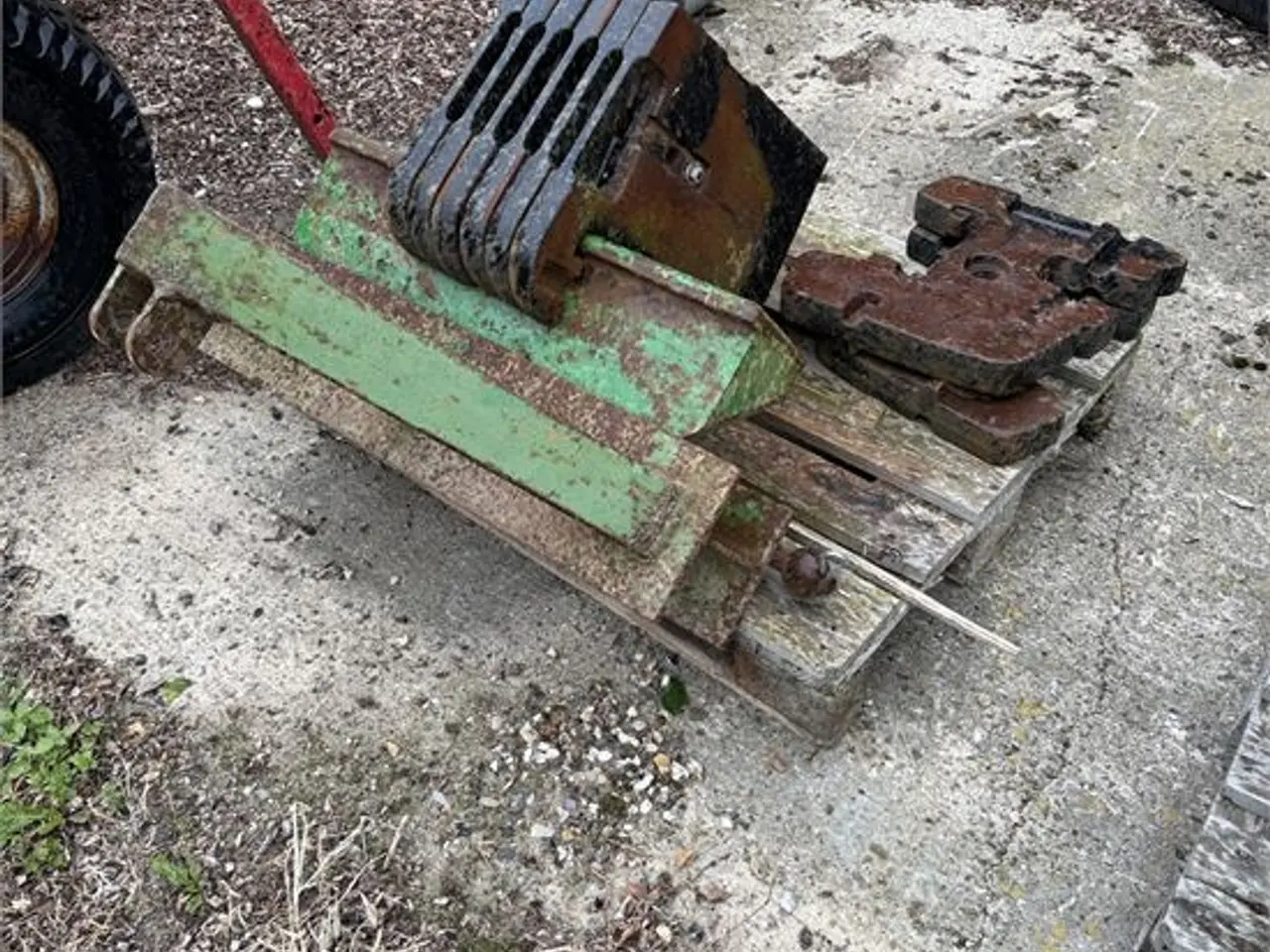 Billede 1 - Claas 830 axion vægtklodser med ophæng - Weight blocks 10 x 40 kg + 100 kg