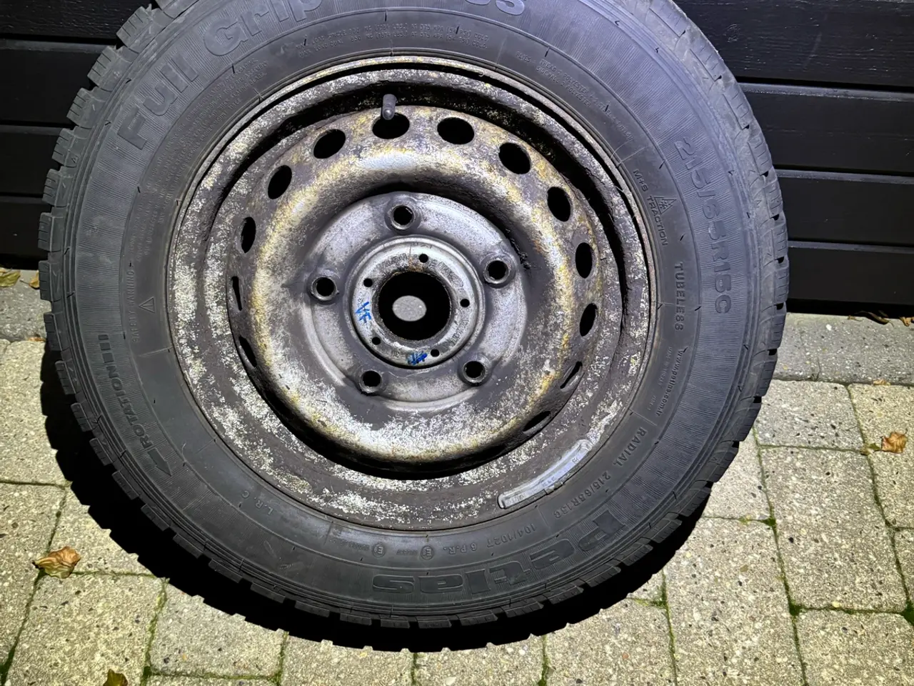 Billede 3 - Vinterdæk på fælge til Ford Transit Custom