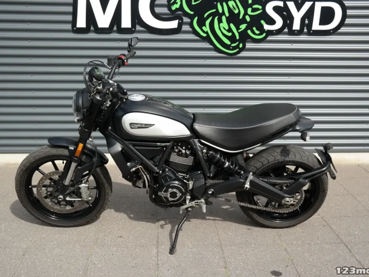 Billede 15 - Ducati Scrambler Icon Dark MC-SYD BYTTER GERNE