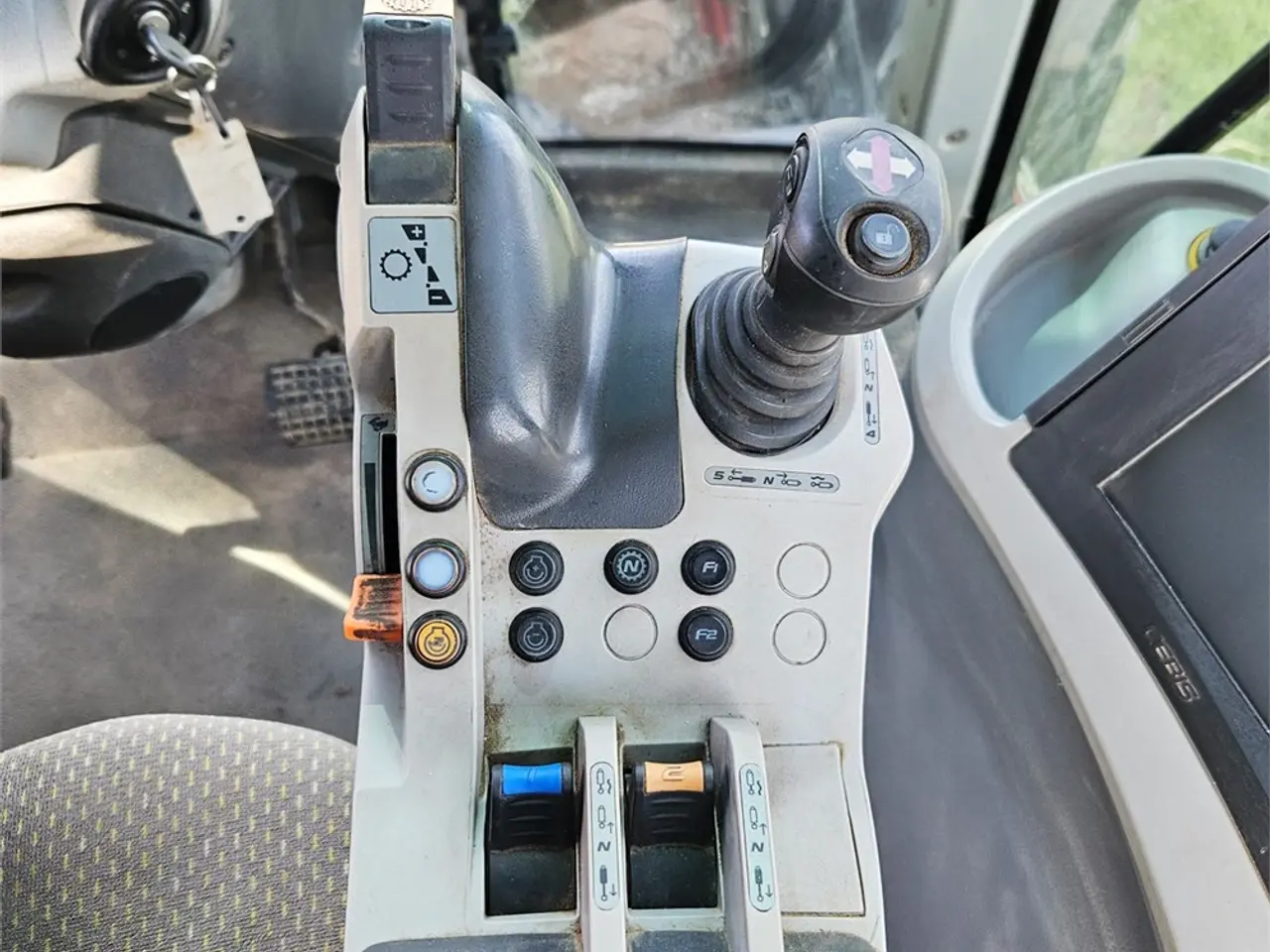 Billede 12 - Claas 640 Cebis - Få timer