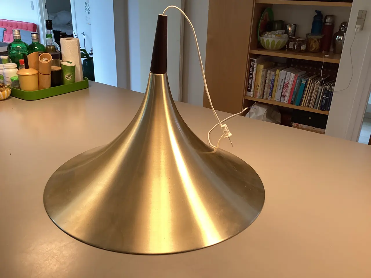 Billede 1 - Trompet lampe med palisander topstykke