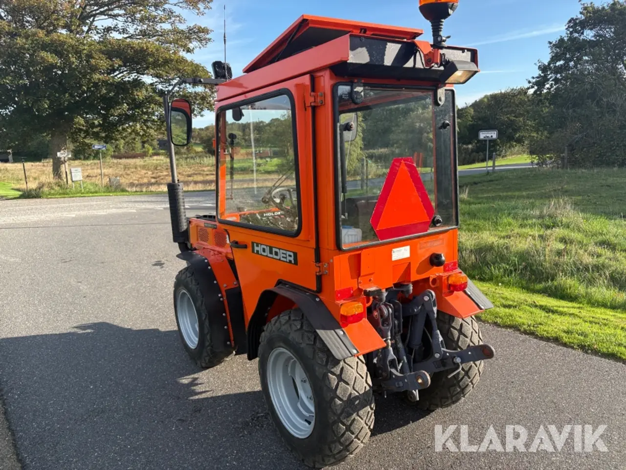 Billede 4 - Minitraktor Holder C30 med redskabspakke
