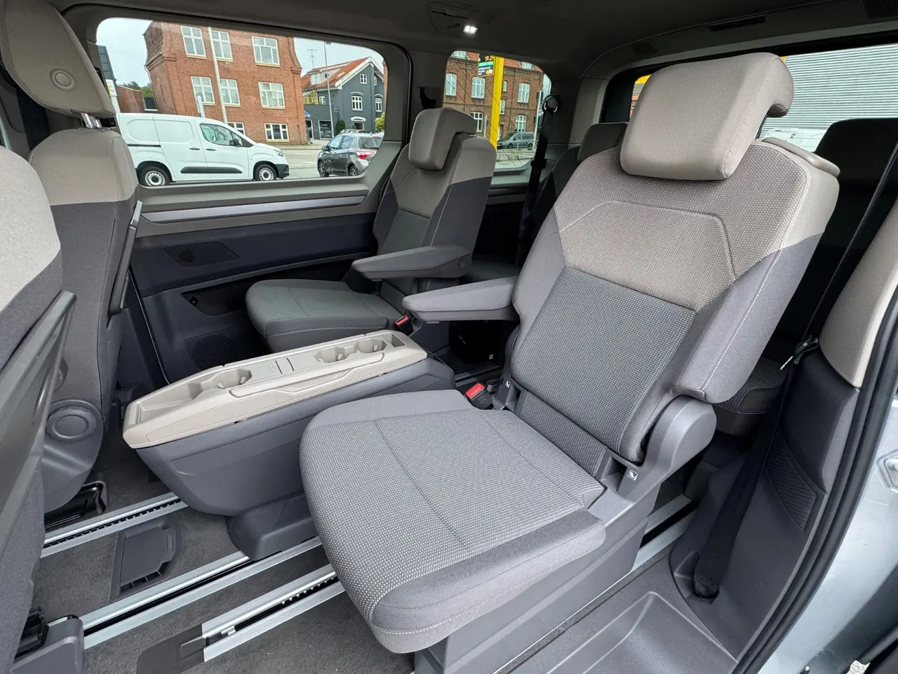 Billede 10 - VW Multivan 1,4 eHybrid Life DSG kort