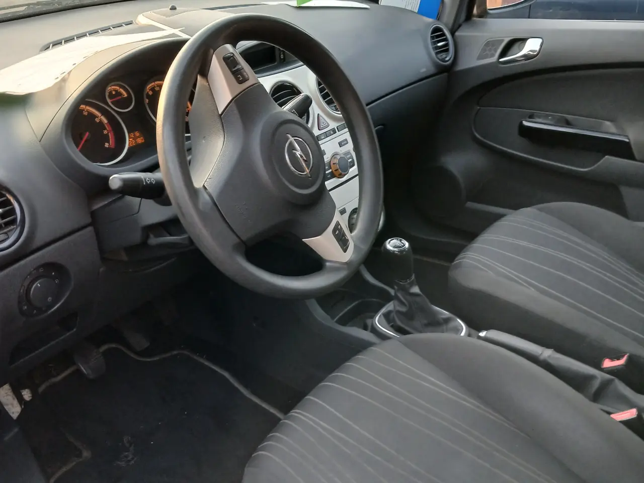 Billede 5 - Opel Corsa 1,4 en ejers bil