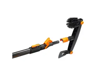 Fiskars QuikFit Tagrende-renser med teleskopskaft