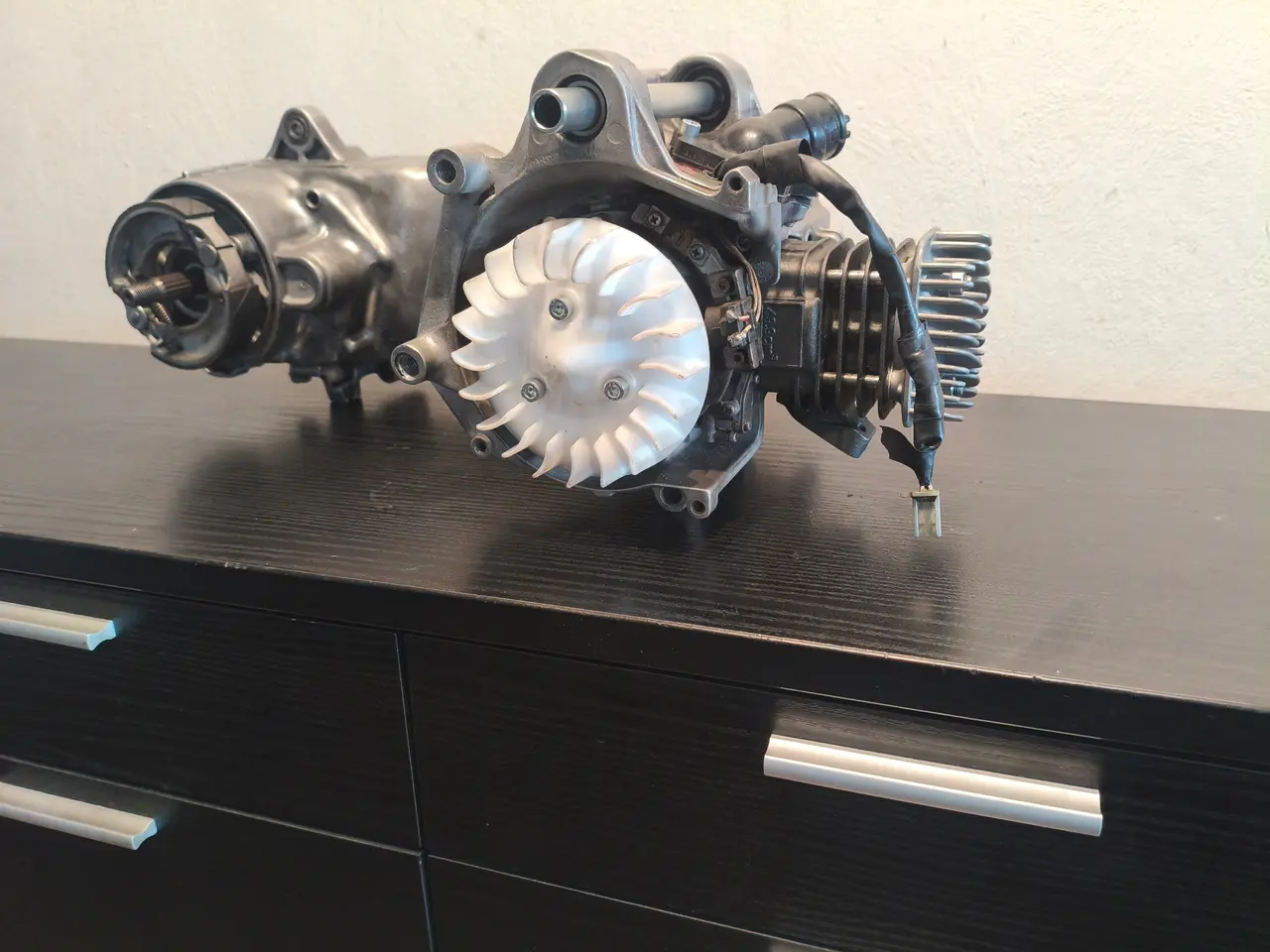 Billede 3 - Nyrenoveret Yamaha Jog R-motor – 50cc- euro2 tæn..