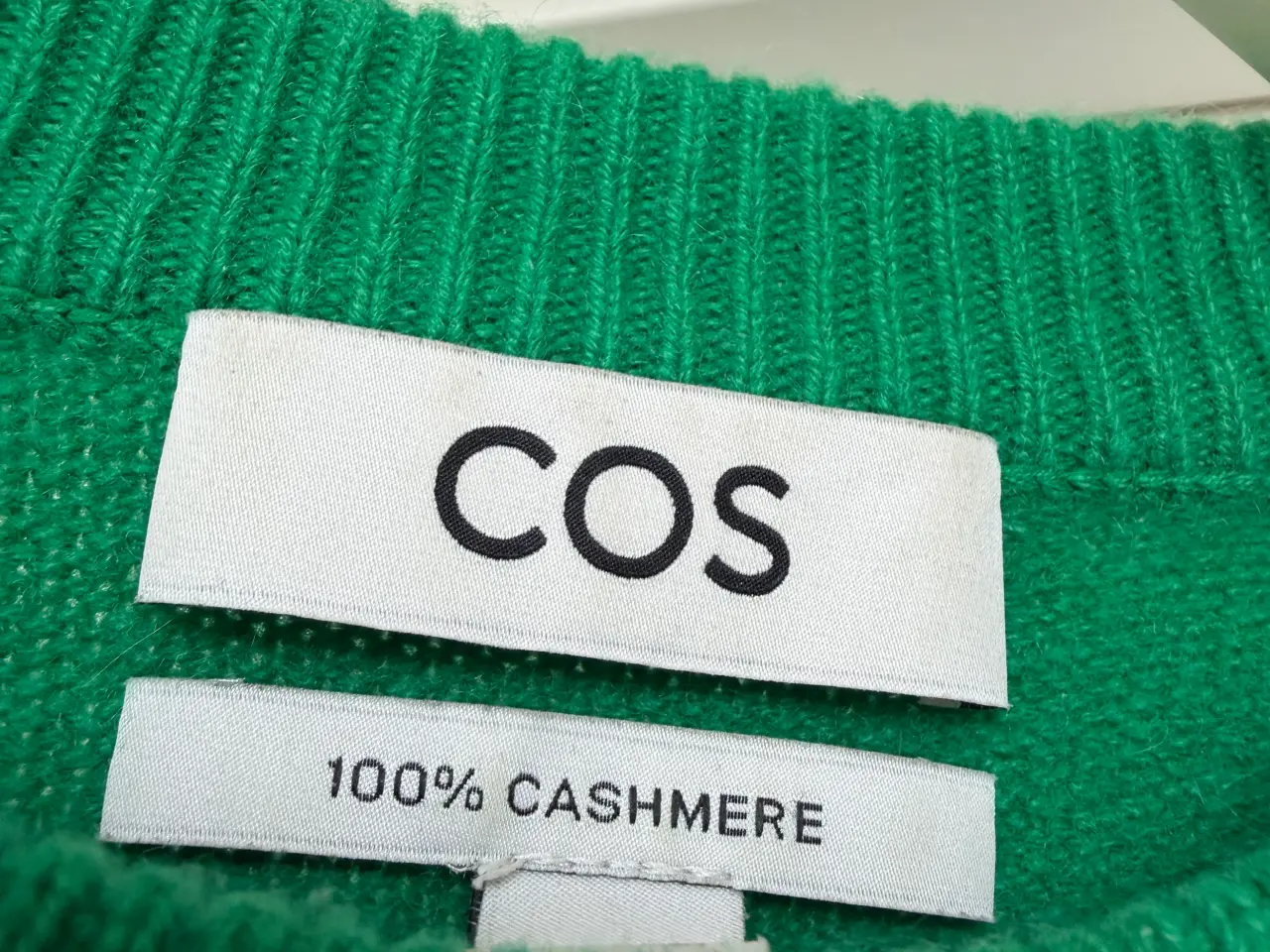 Billede 2 - Cos cashmere strik
