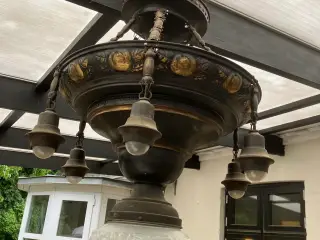 Gammel lysekrone 