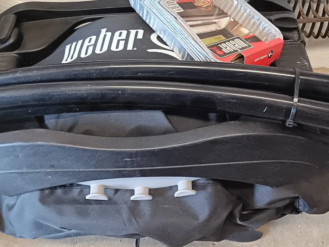 Billede 1 - Weber Q1200 gasgrill med ben