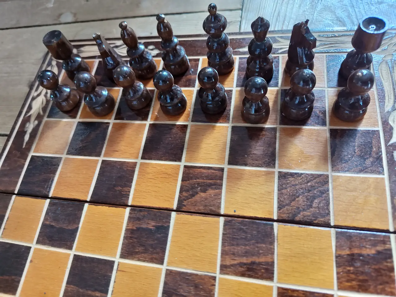 Billede 2 - Skak Brætspil i træ samt Backgammon