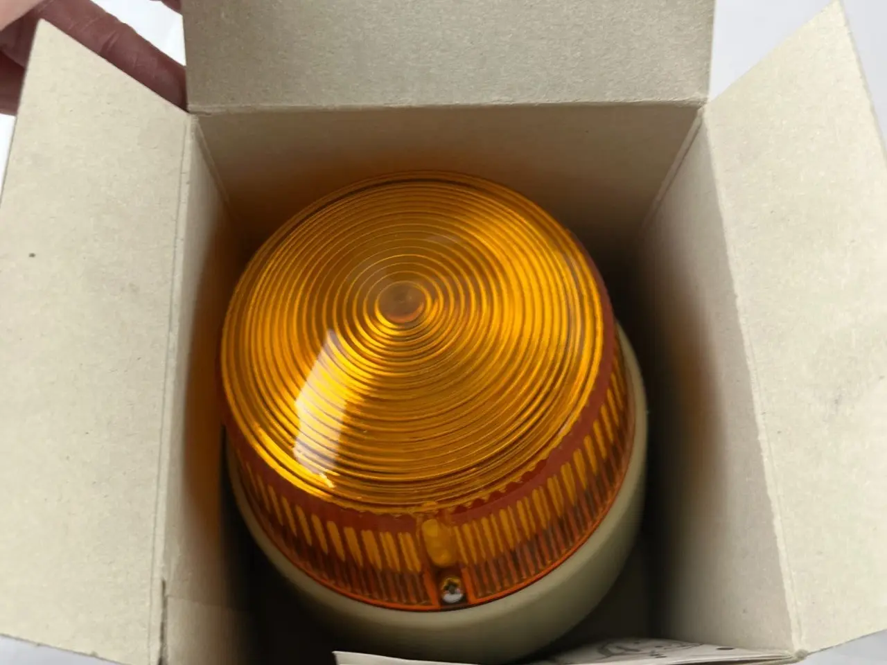 Billede 7 - Bezet Typ 04‑H Aufputzleuchte IP54 230V E14 Amber