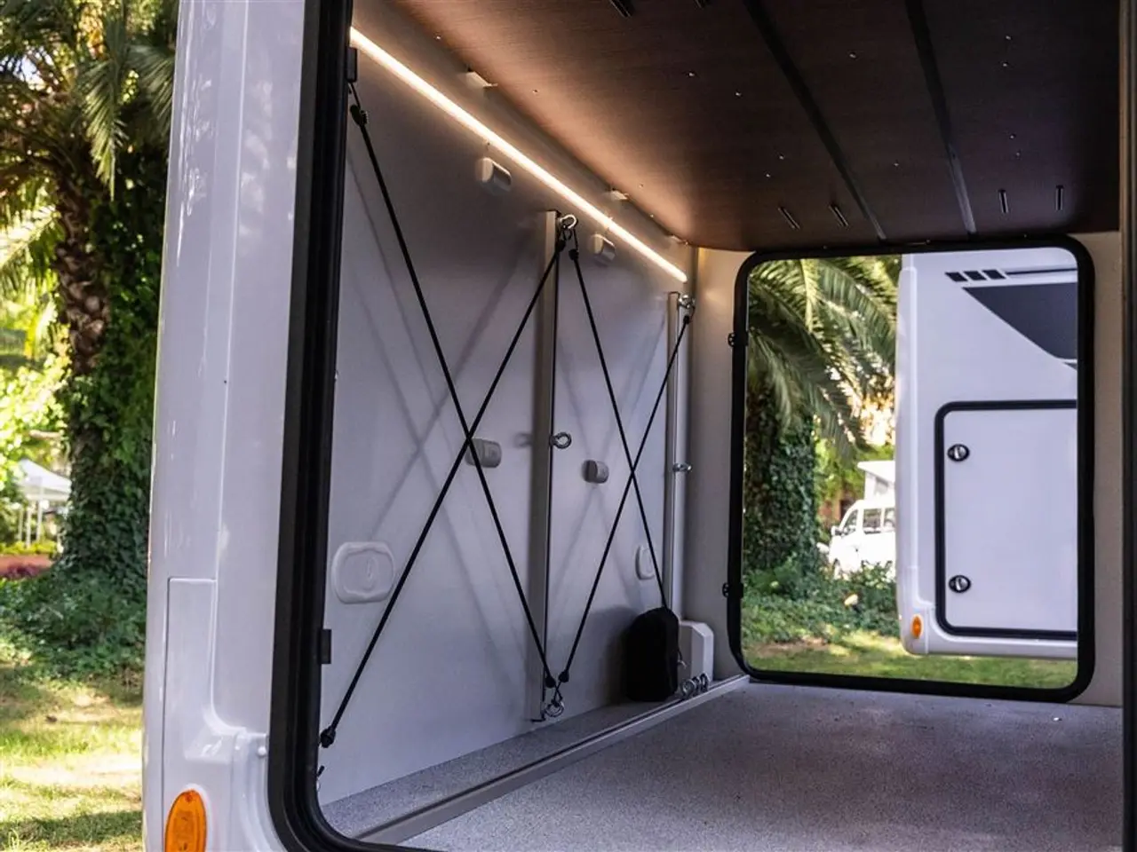 Billede 10 - 2027 - Benimar Mileo 268 NK Face-toface siddegruppe